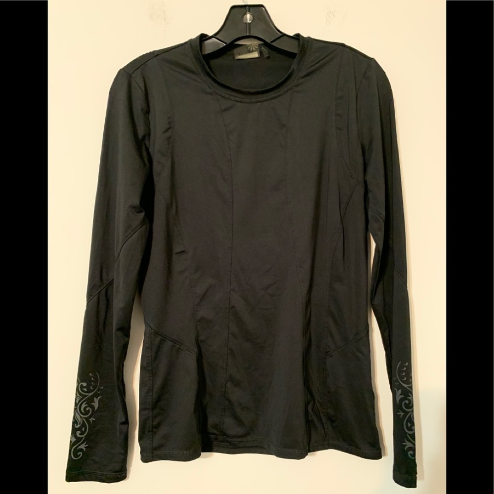 Athleta long sleeve activewear top